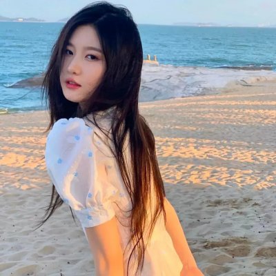 美鸟伴身边